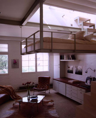 Way cool loft. I'd sacrifice all my traditional furniture for this.