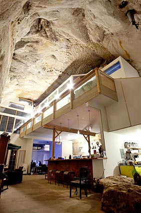 cave-house_46893620